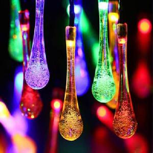 Napelemes Karácsonyi LED égősor, Kerti Fényfüzér, Kültéri, Színes Esőcsepp